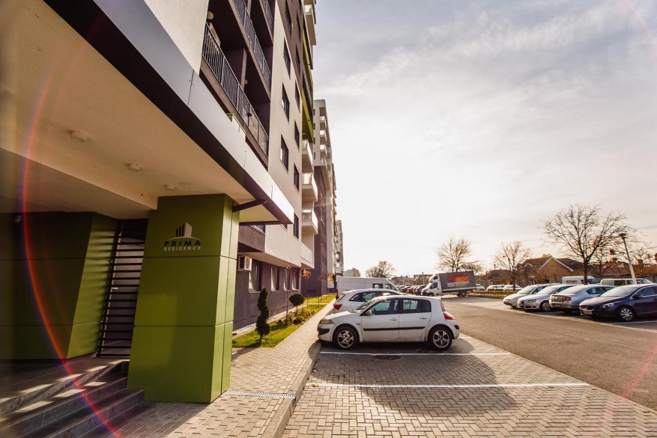 Bright & Elegant Central Apartment Орадеа Екстериор снимка