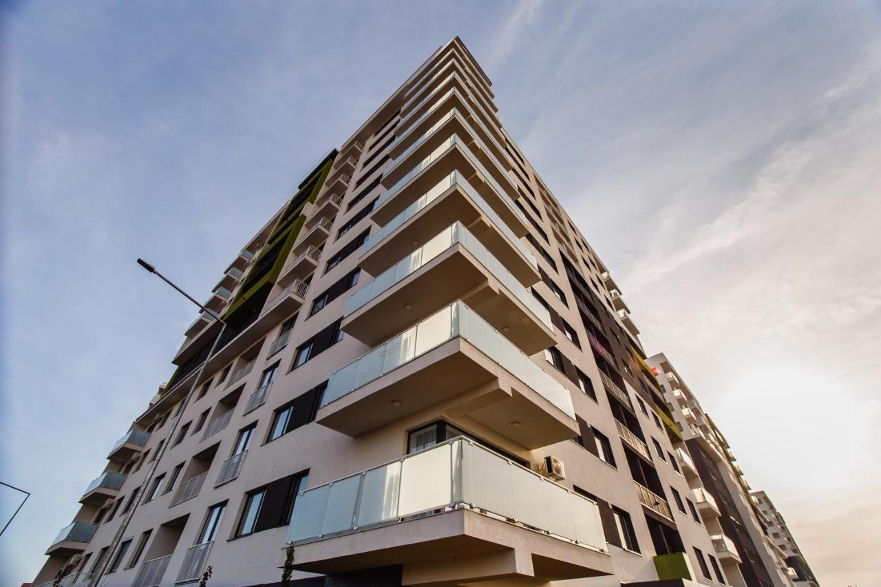 Bright & Elegant Central Apartment Орадеа Екстериор снимка